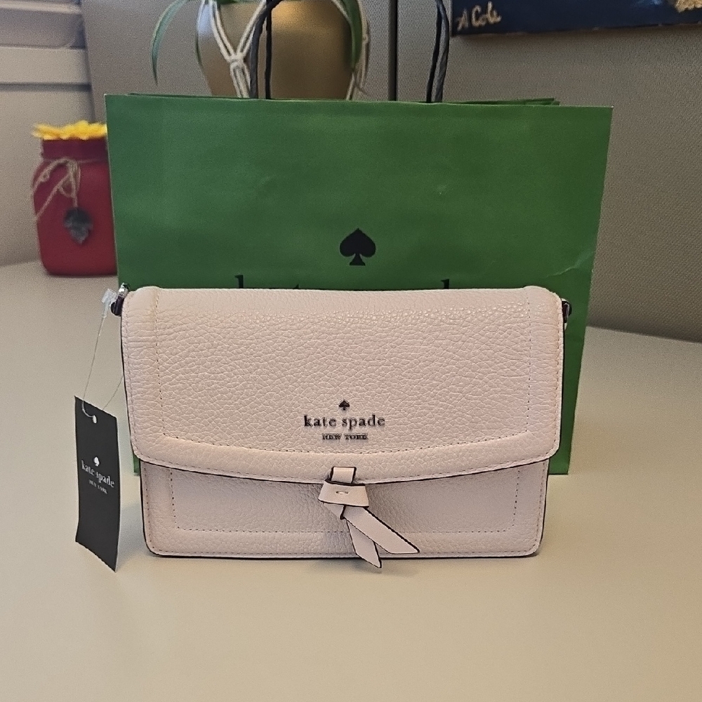 Kate Spade Light Pink Wristlet Clutch